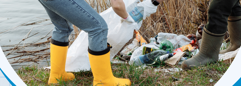 Green-Illustrative-Clean-Up-Day-Flyer