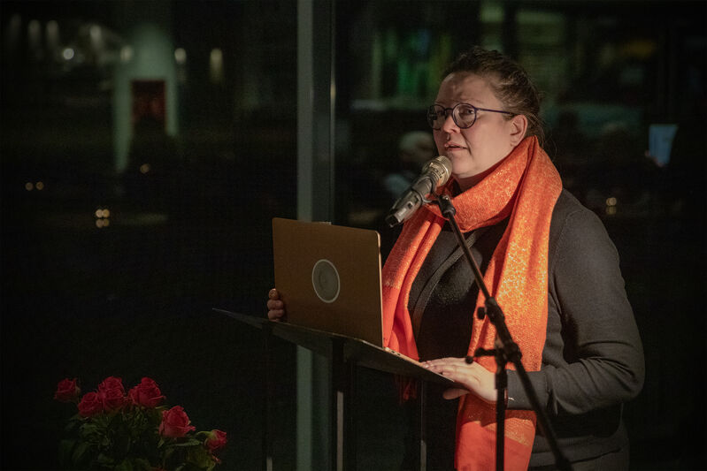 Birta-Gudjonsdottir-Spessi-x